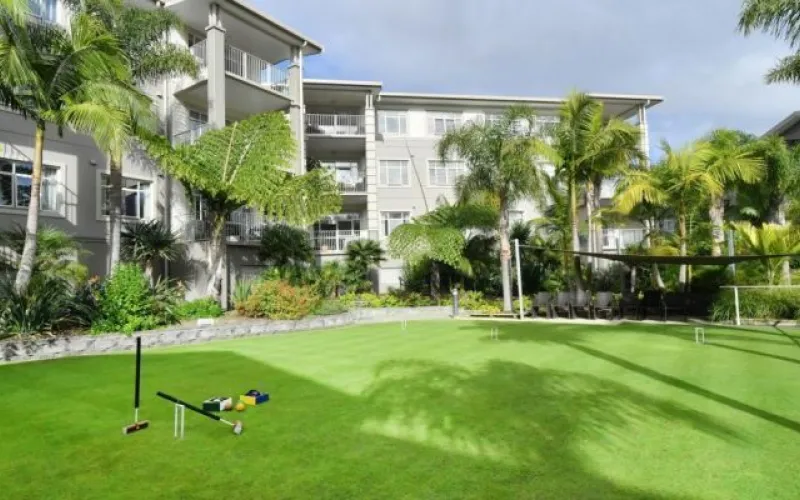 Croquet...
