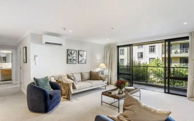 Edmund Hillary Apartment